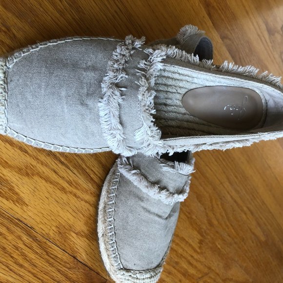 Joie Fringed Espadrilles - Picture 2 of 5